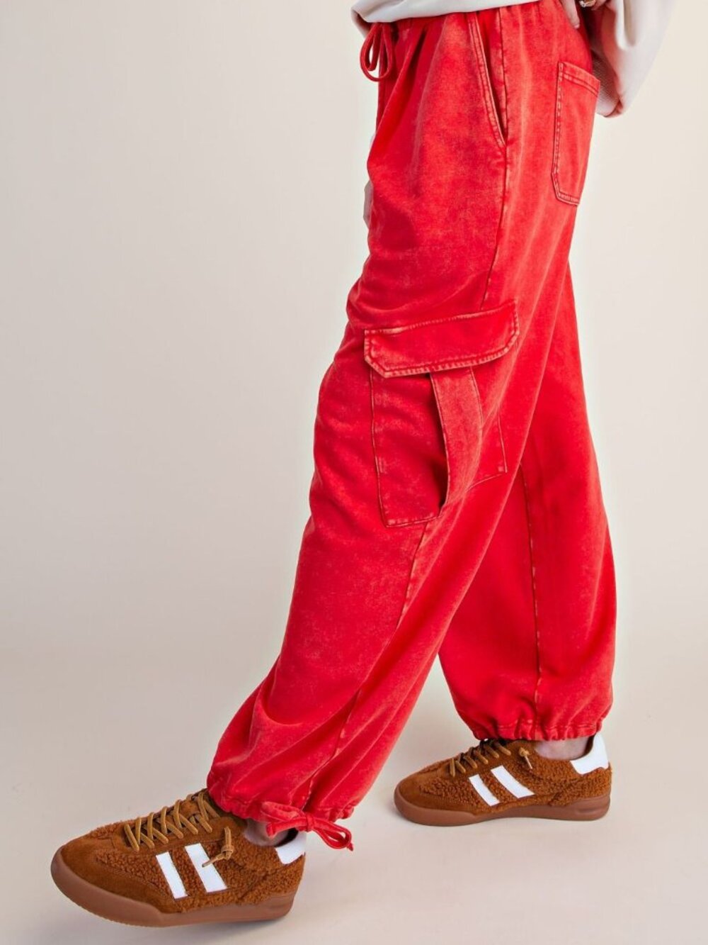 NWT Easel Washed Terry Cargo Pants